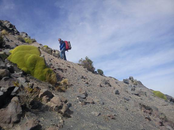 Subindo o vulcão El Mistí, em Arequipa - Peru